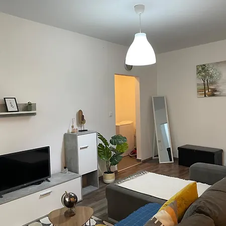 Cosy Flat In The Centre Of